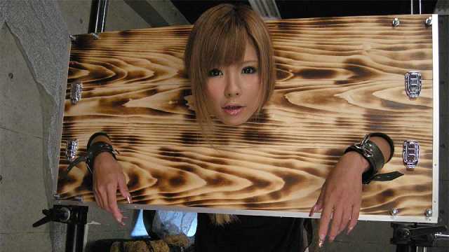 Japanhdv Sexy Japanese AV model Tsubasa Miyashita role plays with three men